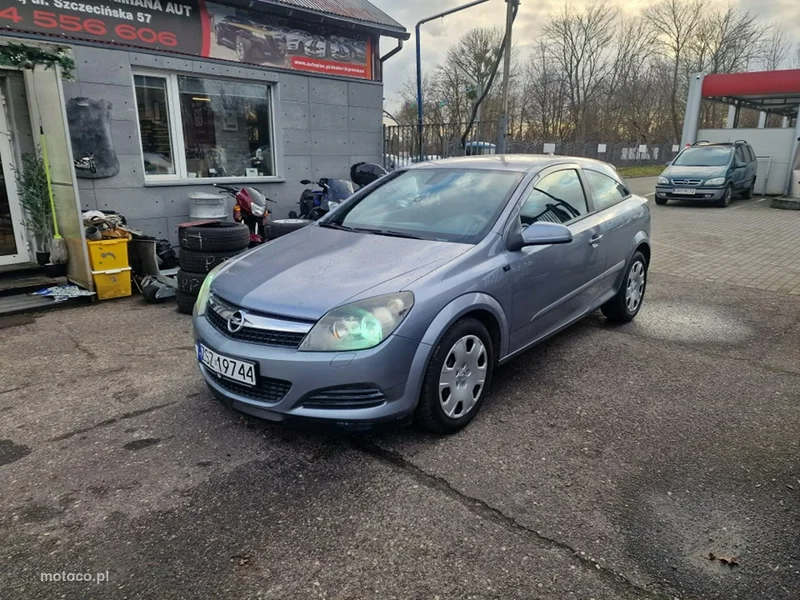 Opel Astra H 3