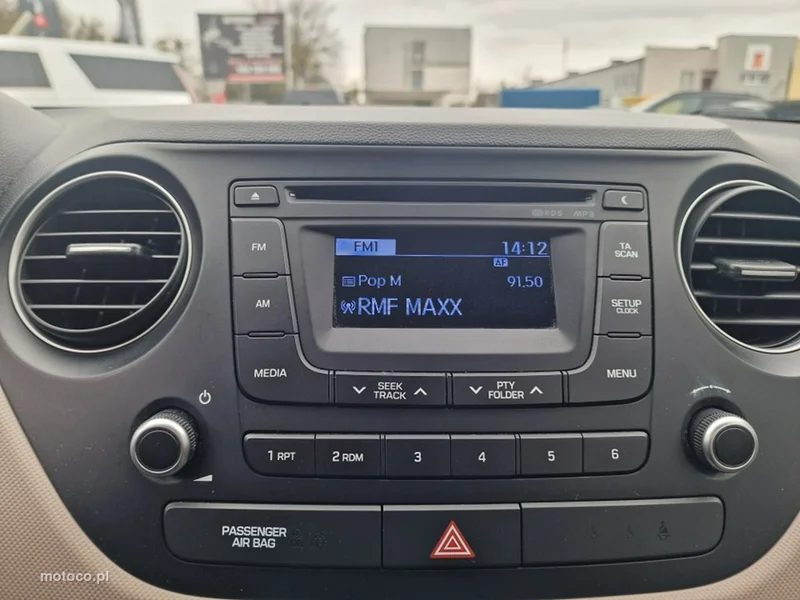 Hyundai i10 13