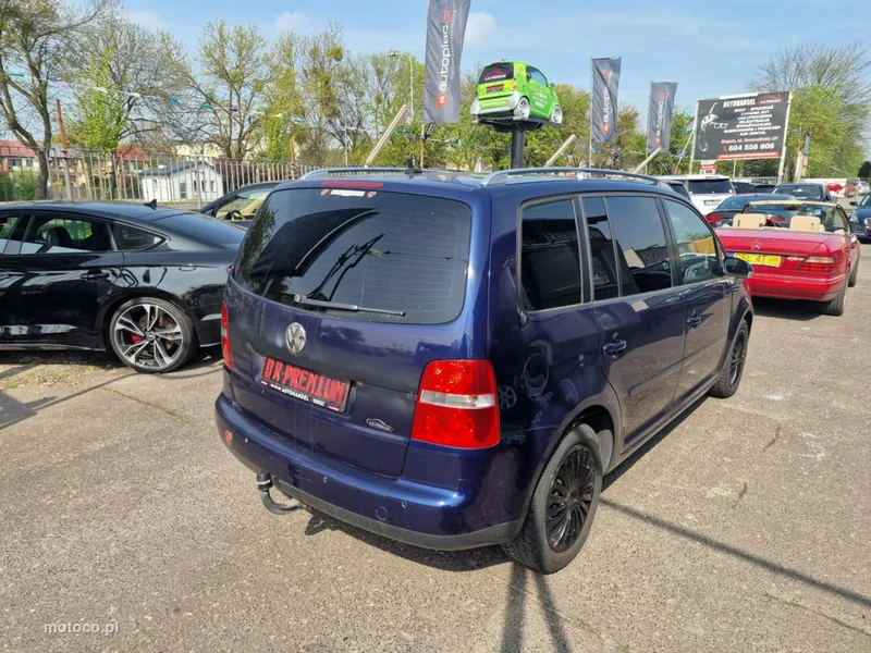 Volkswagen Touran 1T 4
