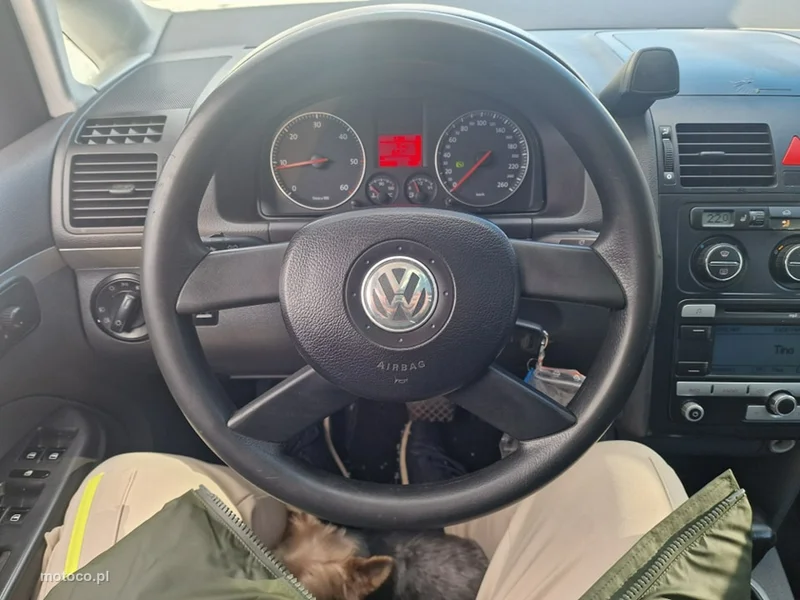 Volkswagen Touran 1T 8