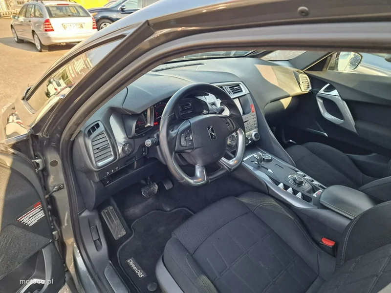 Citroen DS5 8