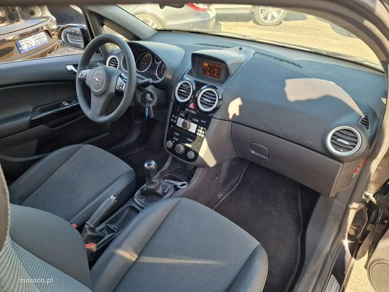 Opel Corsa D 21