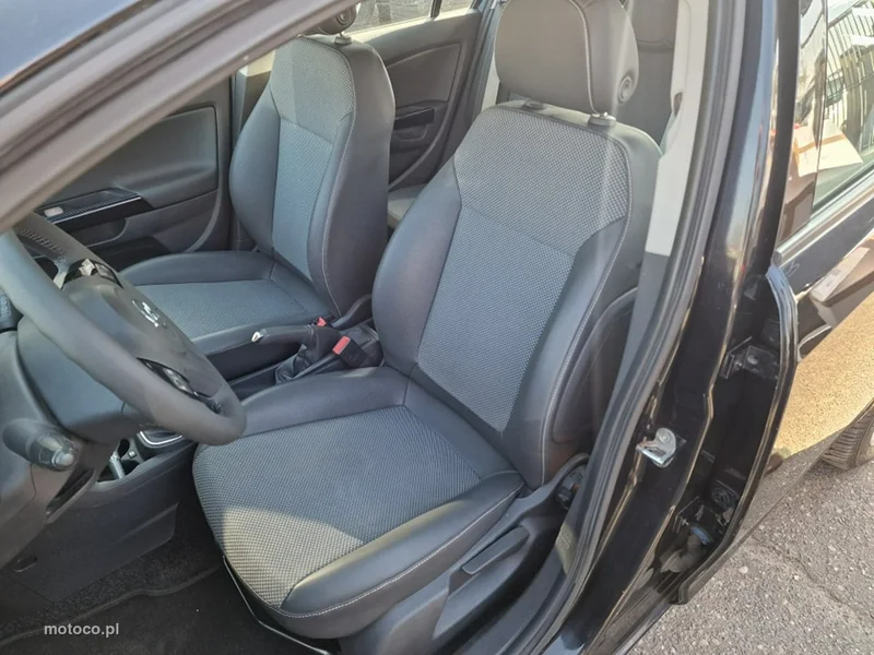 Opel Corsa D 6