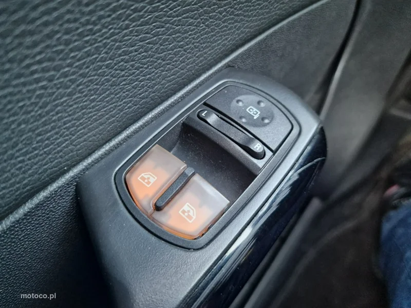Opel Corsa D 10