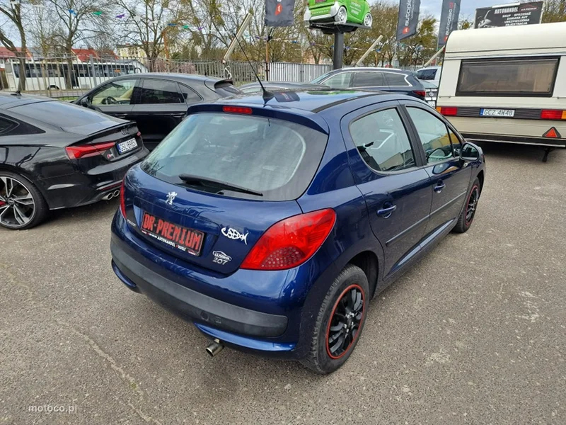 Peugeot 207 5