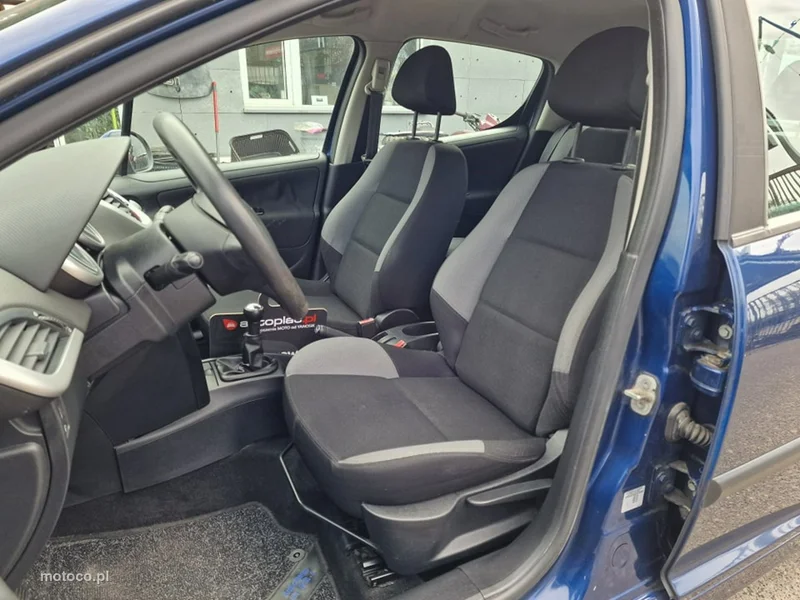 Peugeot 207 6