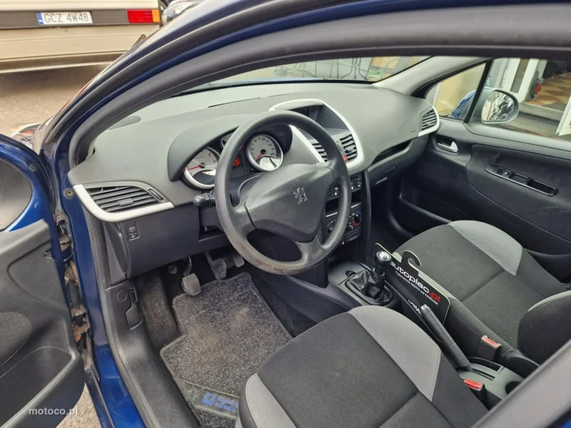 Peugeot 207 7