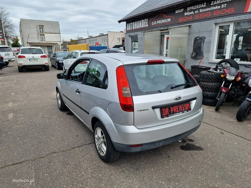 Ford Fiesta V 3