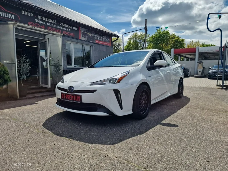 Toyota Prius+ XW50 3