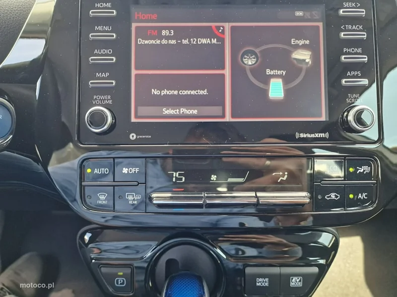 Toyota Prius+ XW50 23
