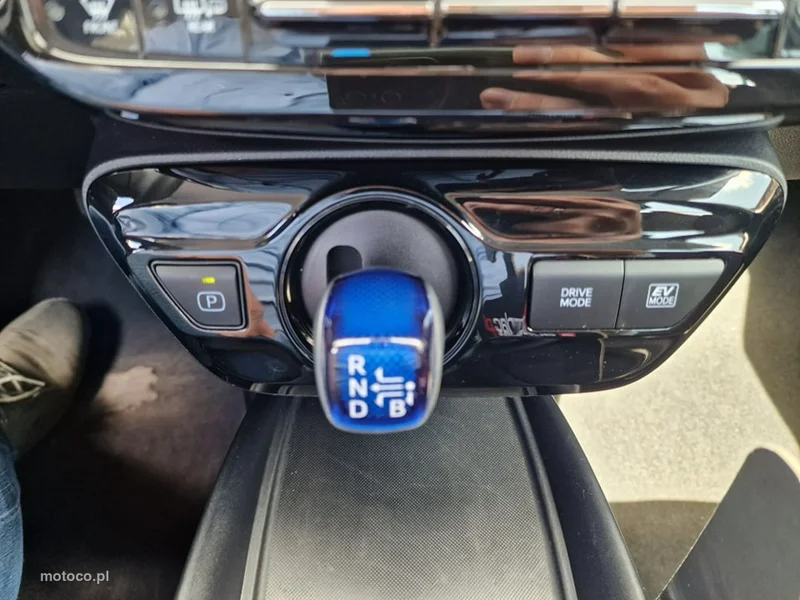 Toyota Prius+ XW50 24