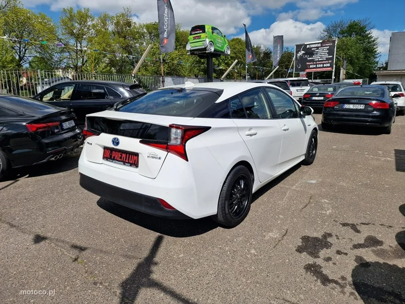 Toyota Prius+ XW50 5