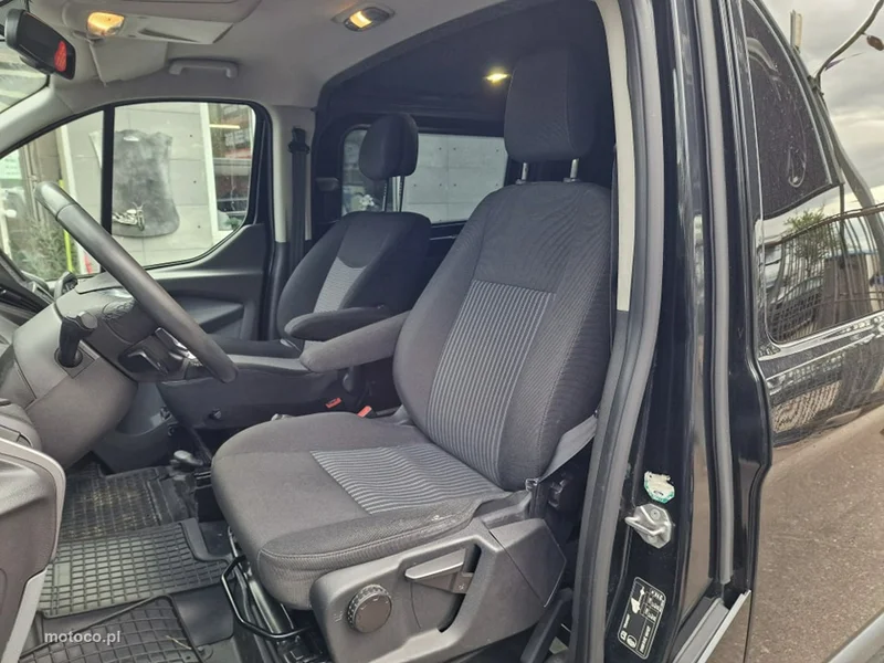 Ford Transit Custom 6