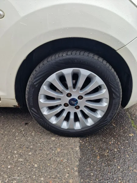 Ford Ka+ 26