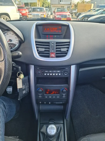 Peugeot 207 CC 19