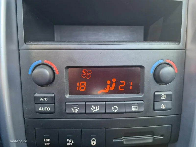 Peugeot 207 CC 22