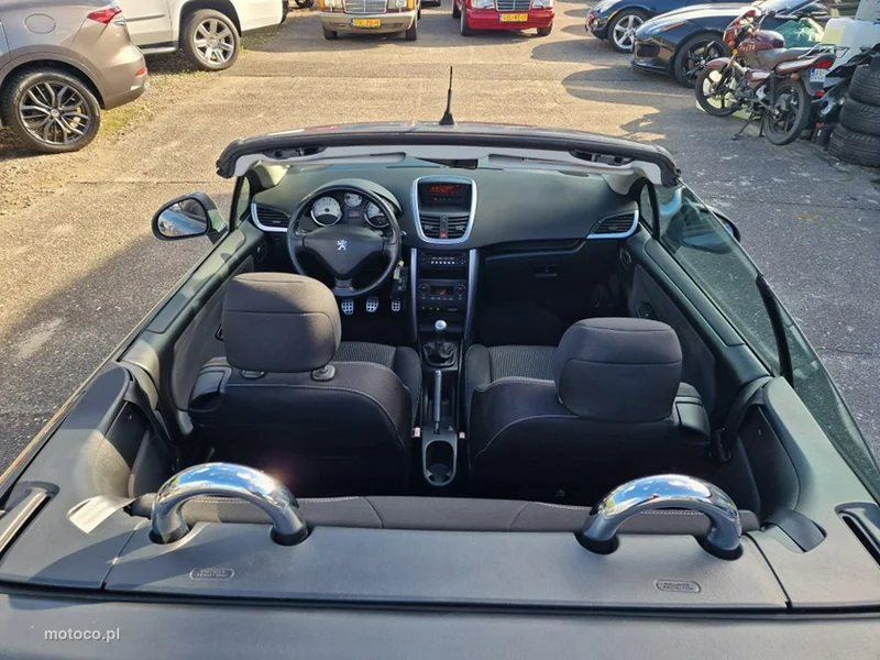 Peugeot 207 CC 10