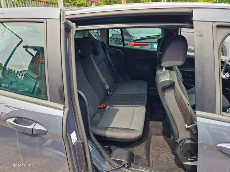 Ford B-Max 24