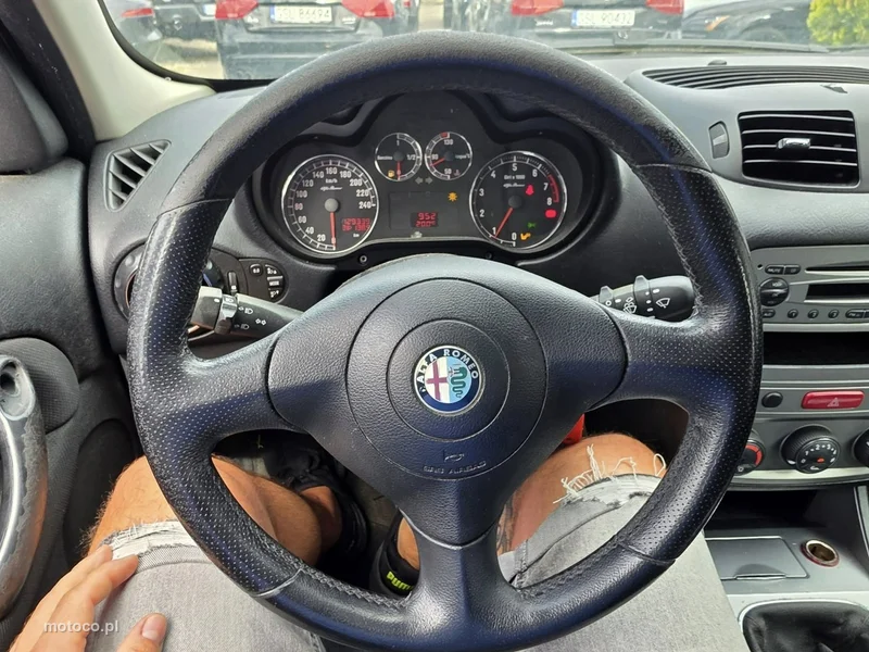 Alfa Romeo 147 7