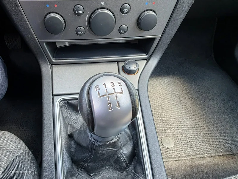 Opel Vectra C 18