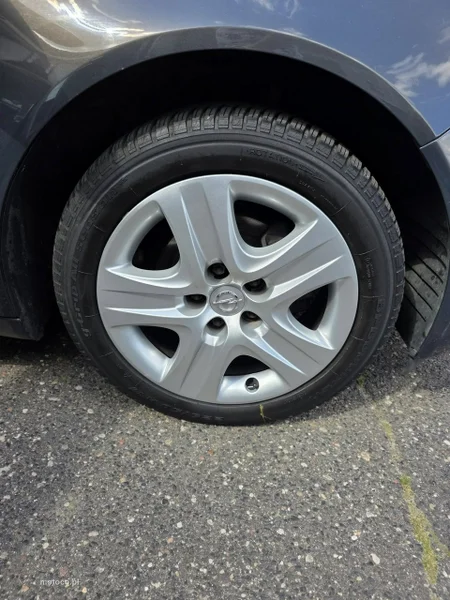Opel Insignia A 32