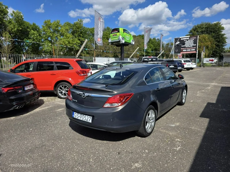 Opel Insignia A 5
