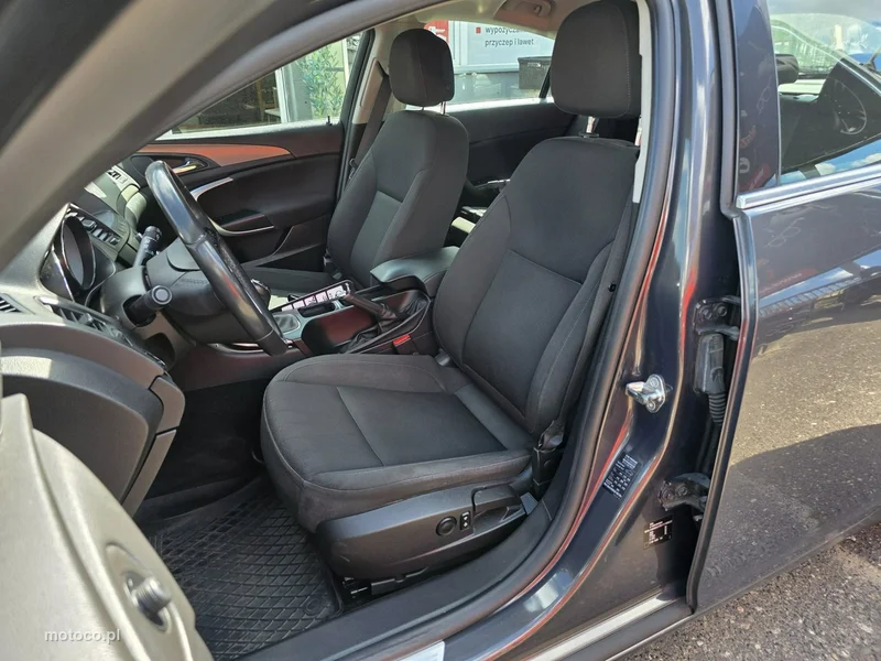 Opel Insignia A 6