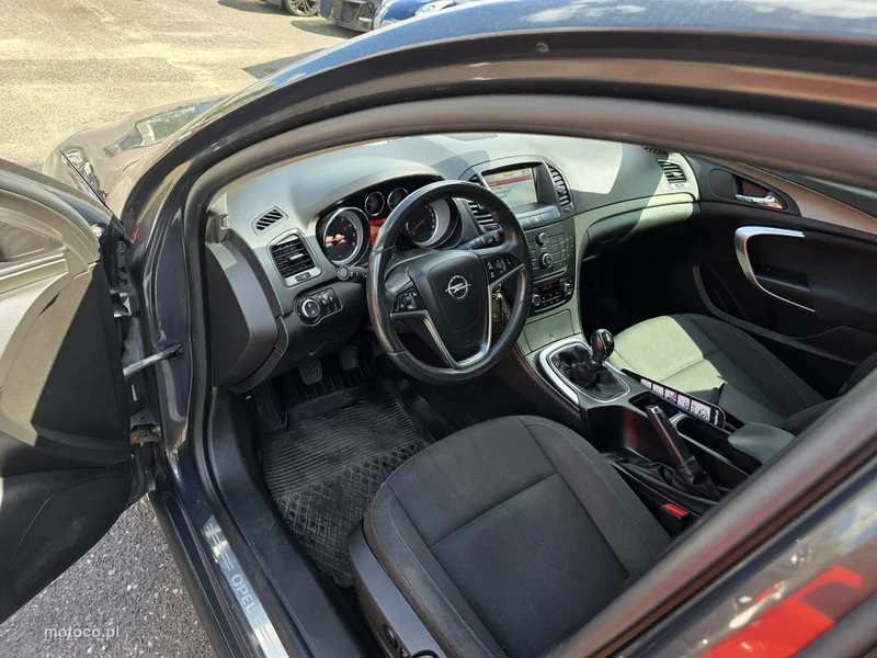 Opel Insignia A 7