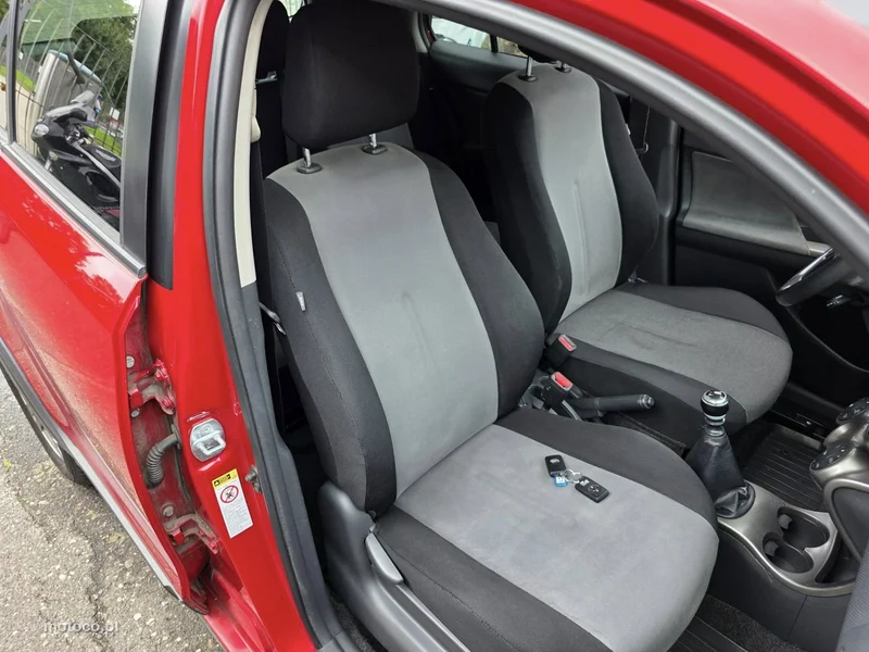 Toyota Urban Cruiser 23
