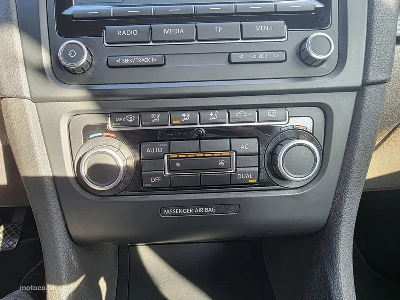 Volkswagen Golf VI 18