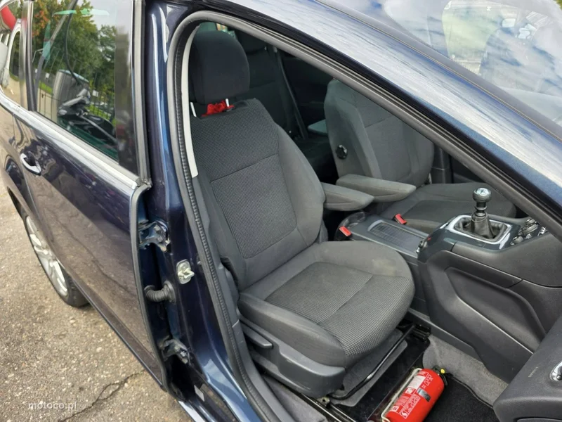 Peugeot 5008 24