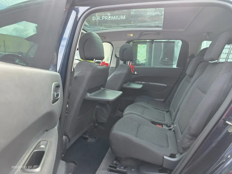 Peugeot 5008 27