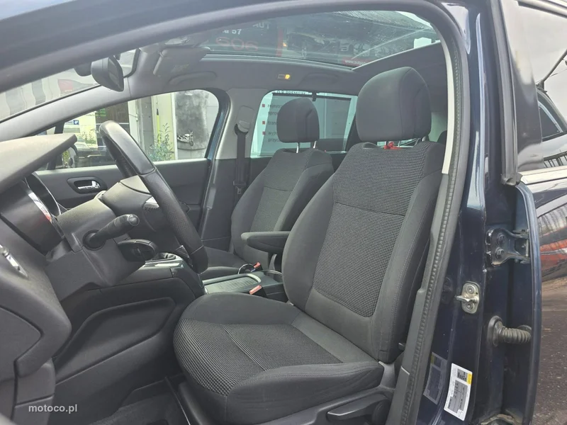 Peugeot 5008 7