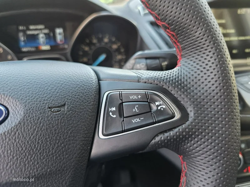 Ford Kuga II 13