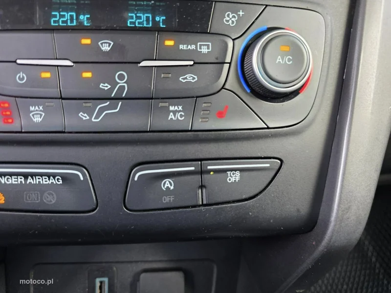 Ford Kuga II 22