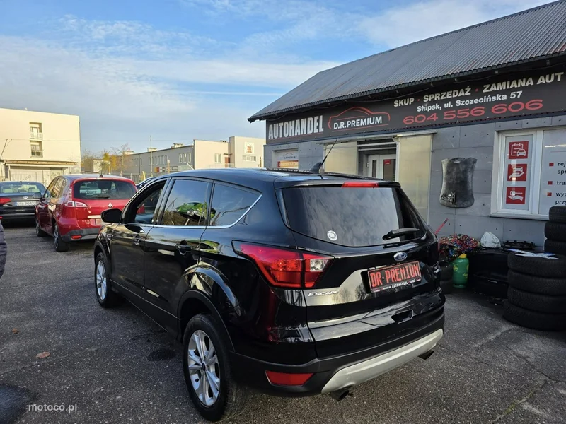 Ford Kuga II 4