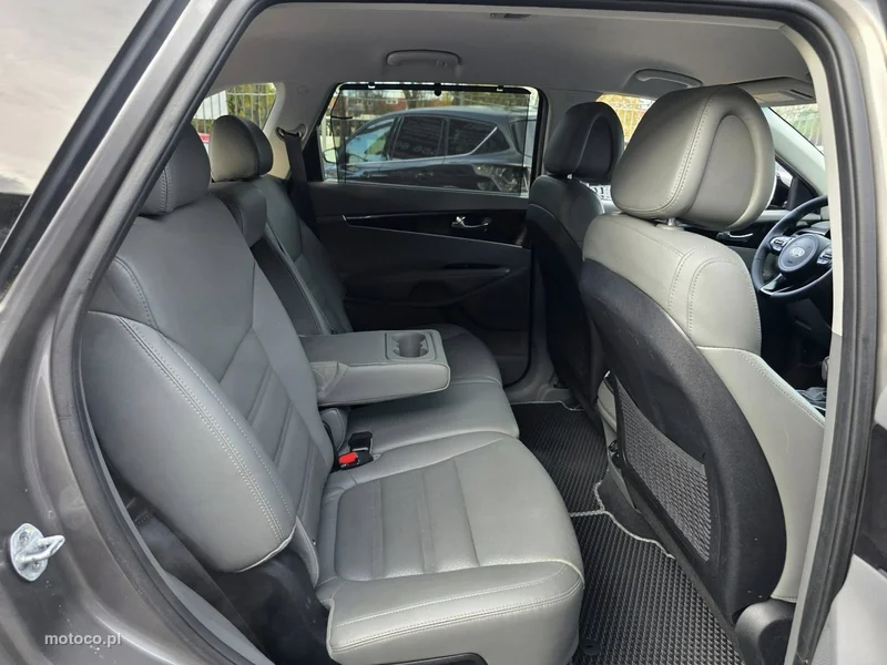 Kia Sorento 31