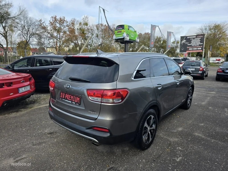 Kia Sorento 5