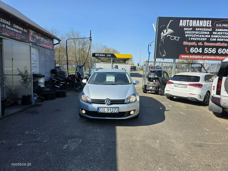 Volkswagen Golf VI 2