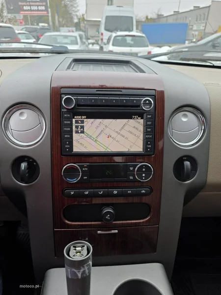 Ford F150 17