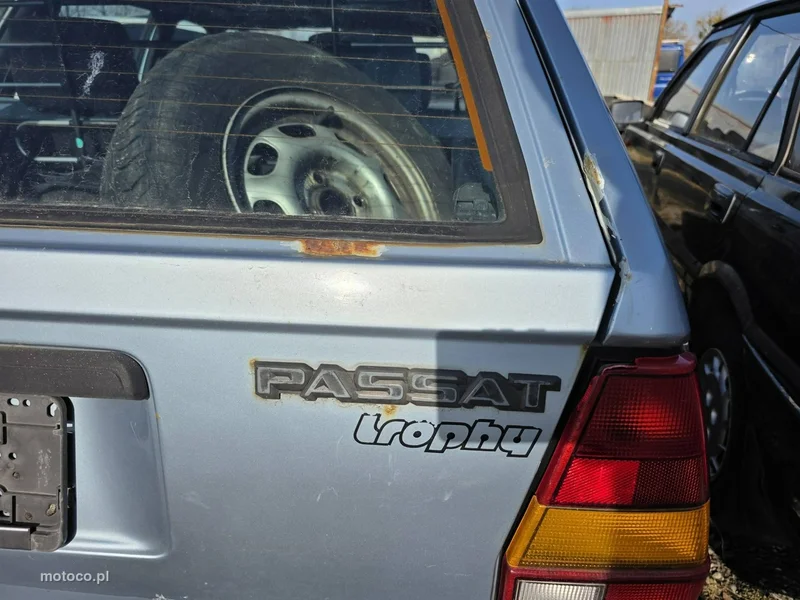 Volkswagen Passat B2 30