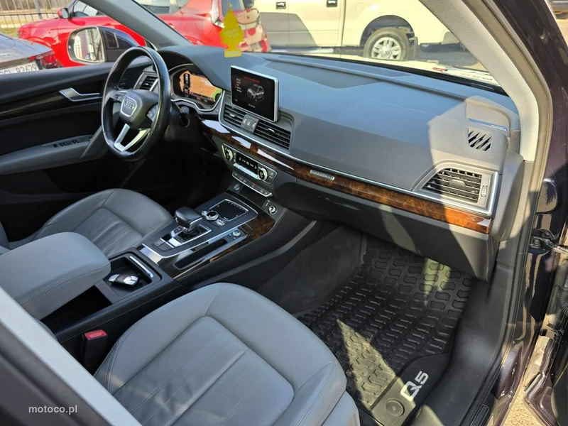 Audi Q5 FY 33