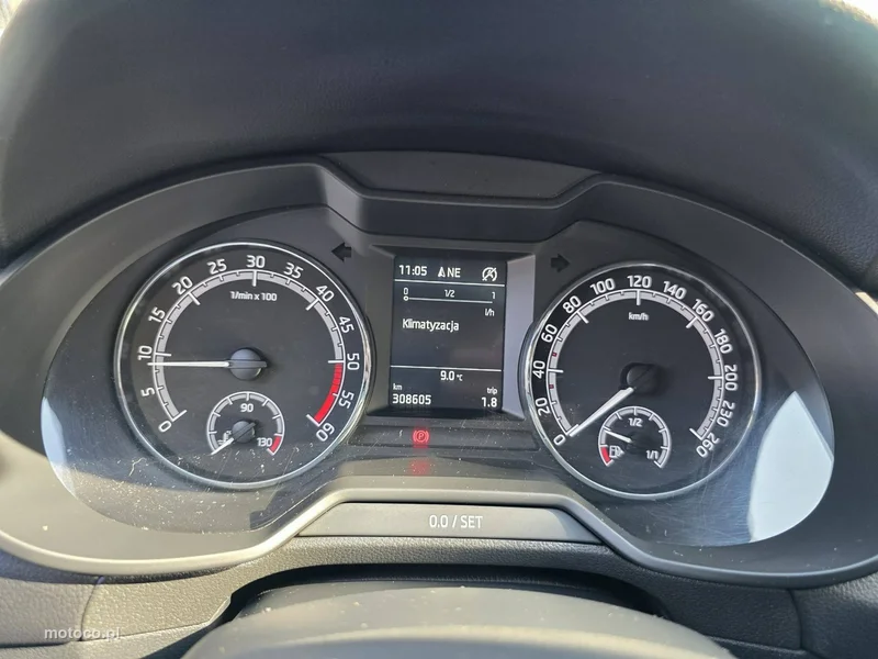 Skoda Octavia III 10
