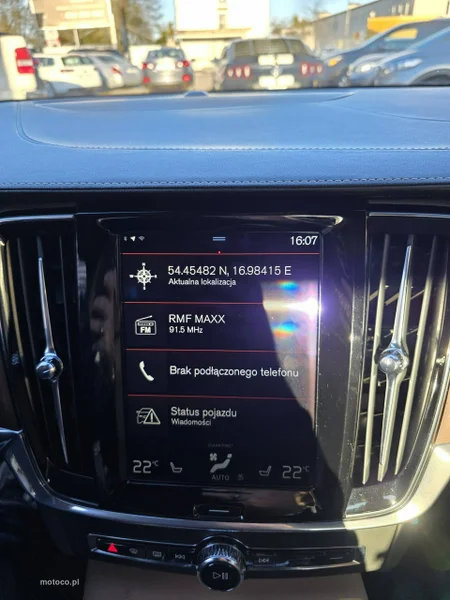 Volvo S90 19