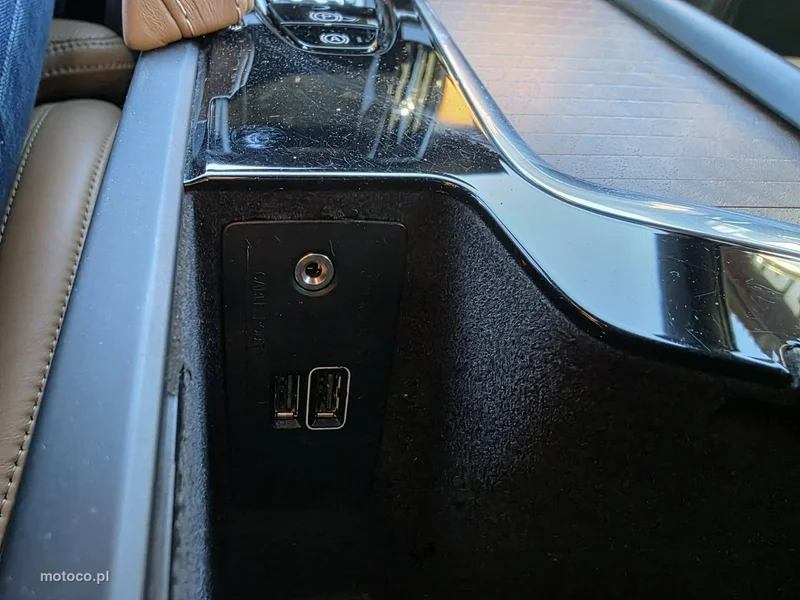 Volvo S90 26