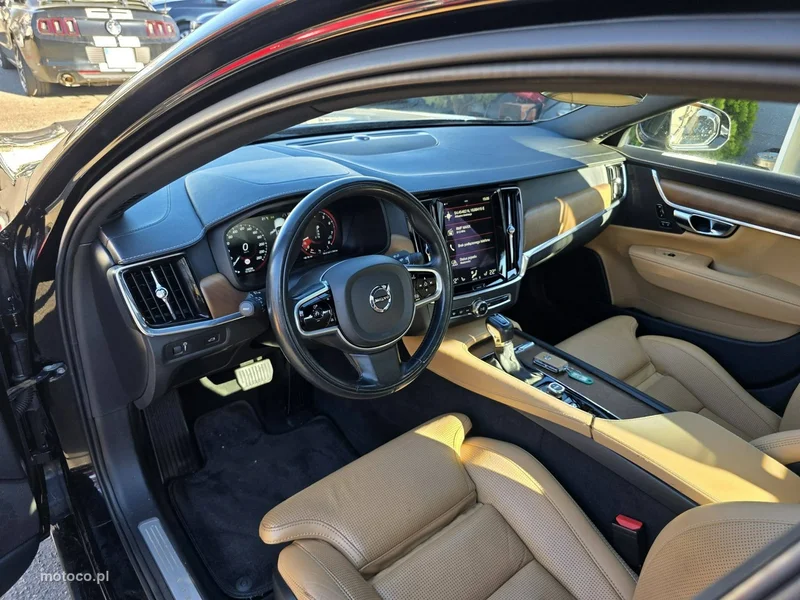 Volvo S90 7