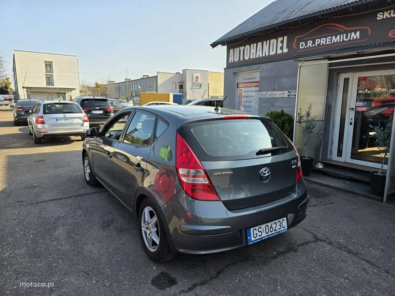 Hyundai i30 4