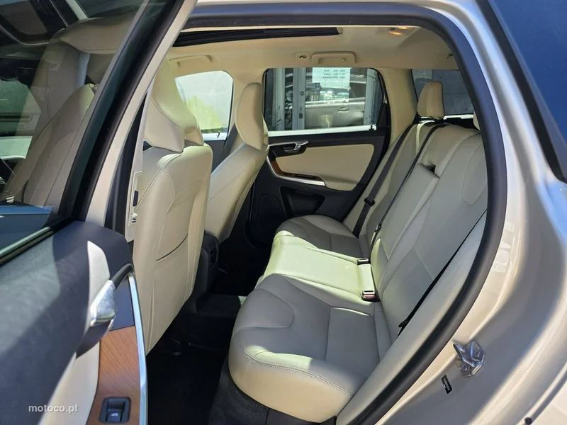 Volvo XC 60 30