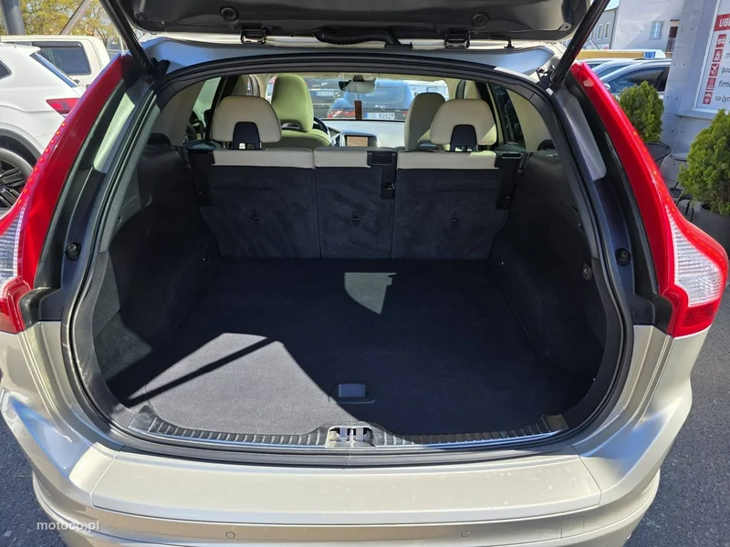 Volvo XC 60 32