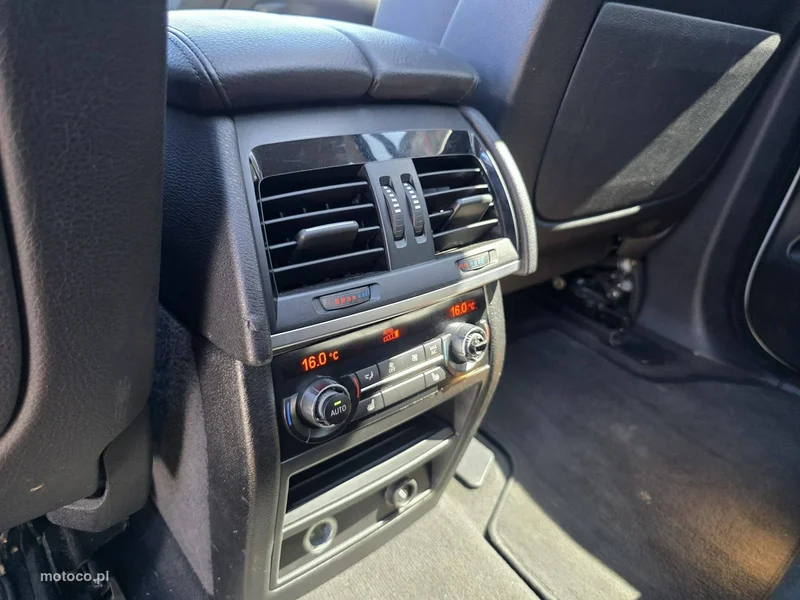 BMW X5 F15 33